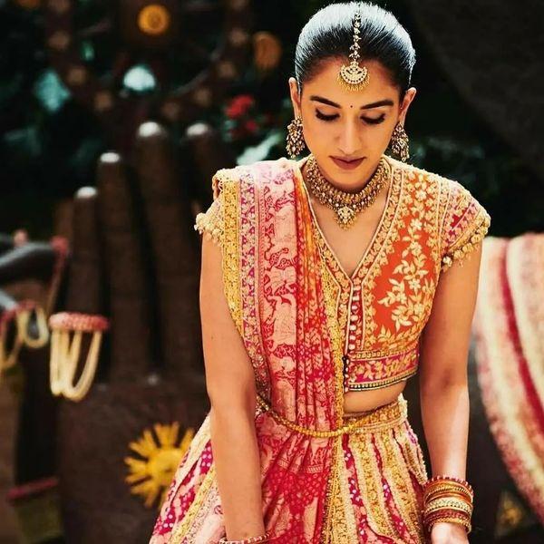 rich-couple-anant-ambani-and-radhika-merchant-photos